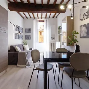Lovely Modern Flat In The Heart Of Apartment Perugia